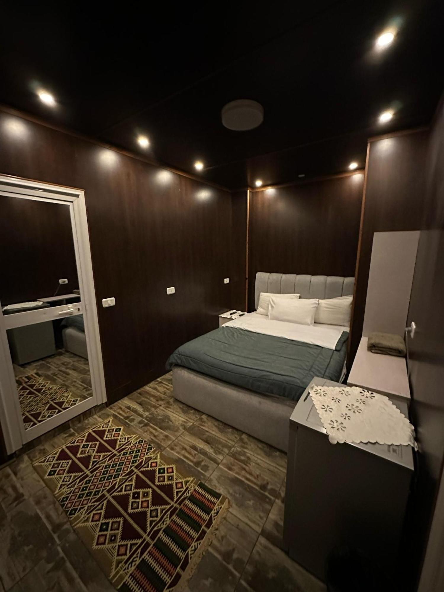 Cheers Hostel Kairo Bagian luar foto