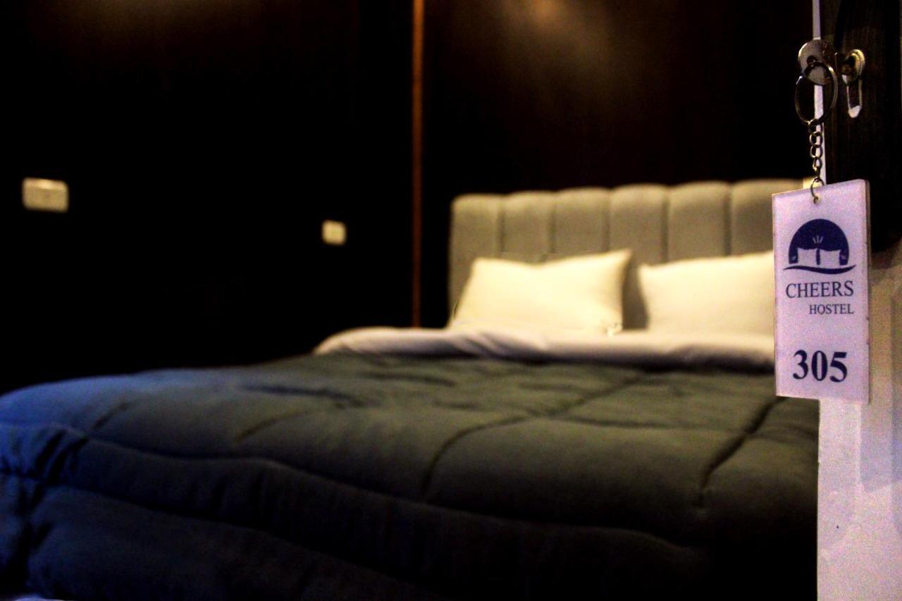 Cheers Hostel Kairo Bagian luar foto